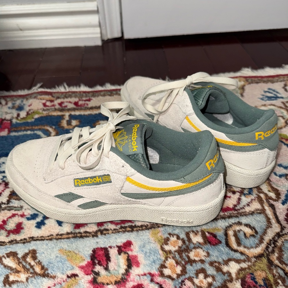 Reebok Club C Revenge Shoes size 8 Women